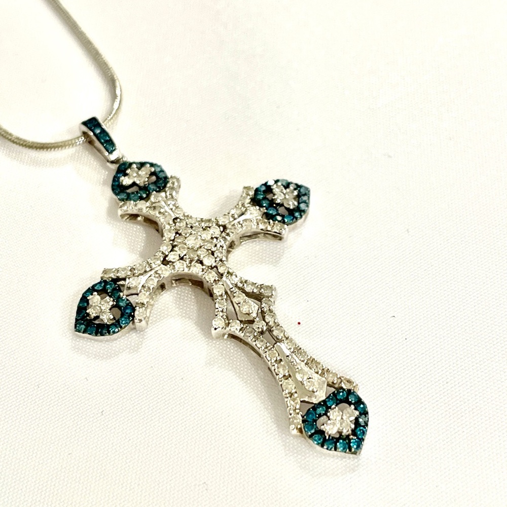 Silver 925 Cross With Genuine Diamond And Treated Blue Diamond Pendant N…